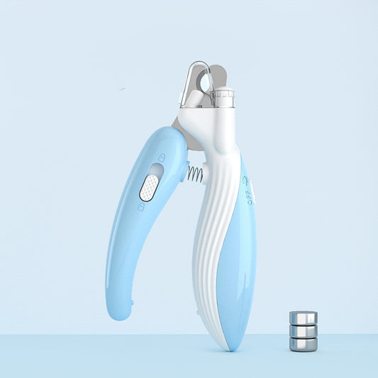  "Close-up of LED nail clipper blades for pets – stainless steel and sharp edge"